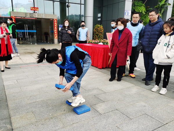 虎年趣味运动会5